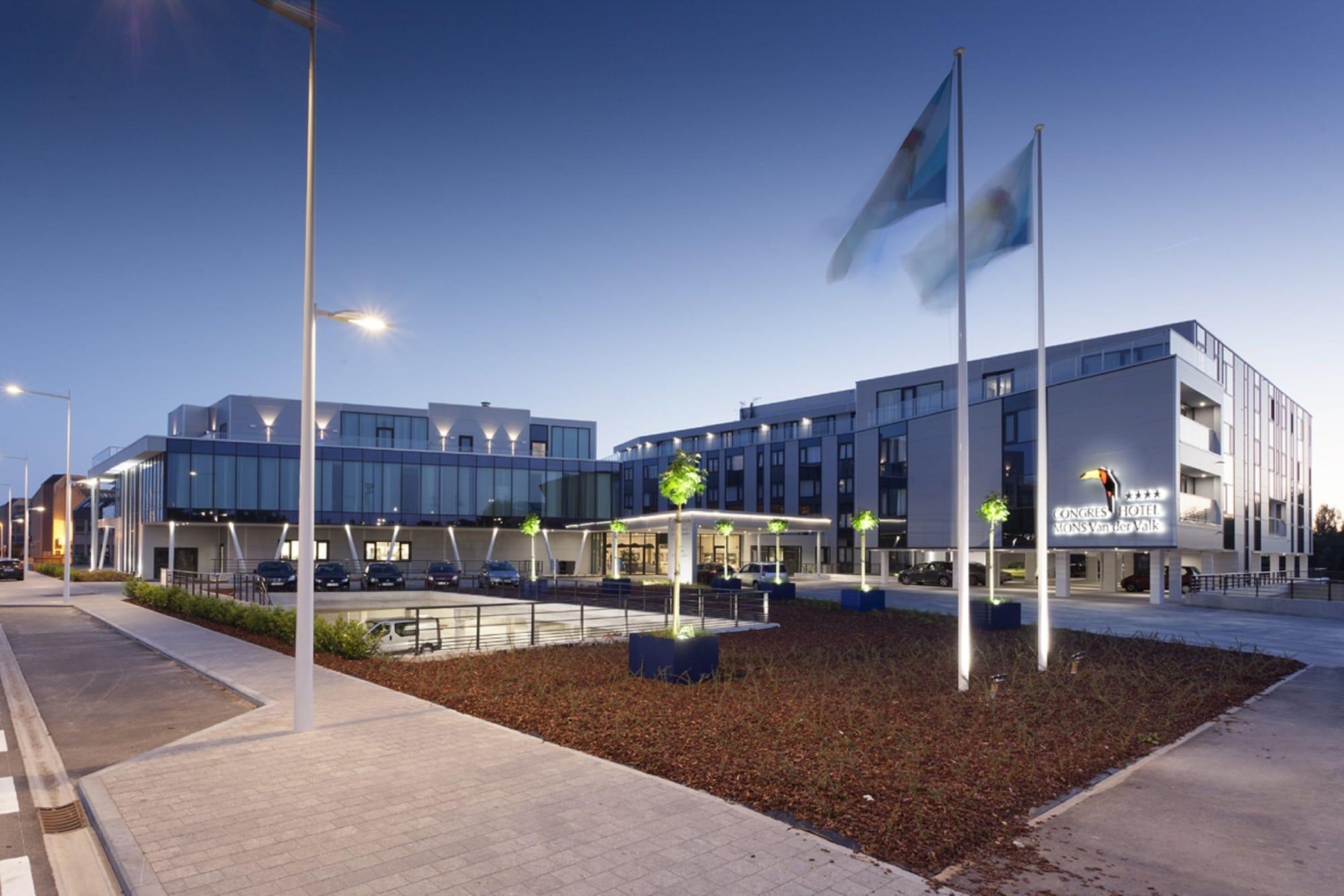 Van Der Valk Hotel Mons Congres & Spa Екстериор снимка
