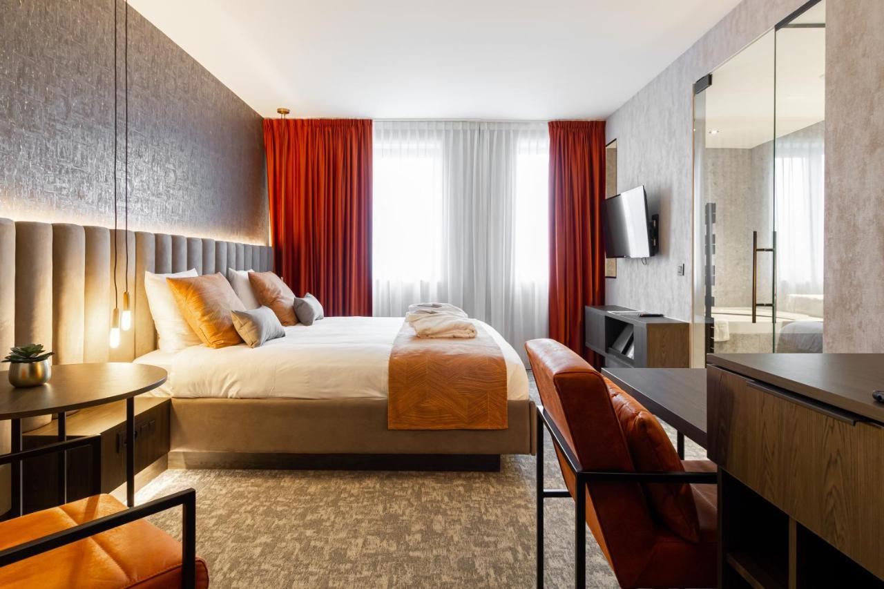 Van Der Valk Hotel Mons Congres & Spa Екстериор снимка