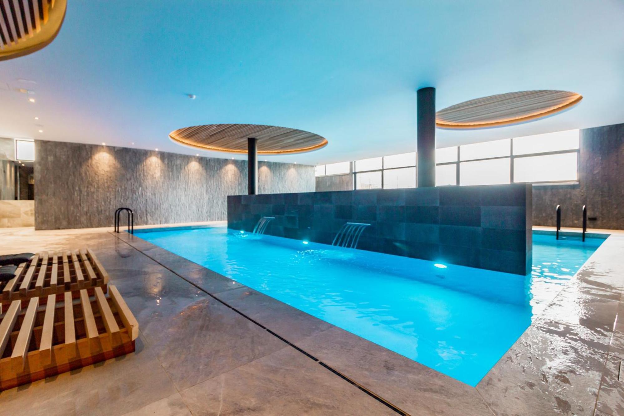 Van Der Valk Hotel Mons Congres & Spa Екстериор снимка