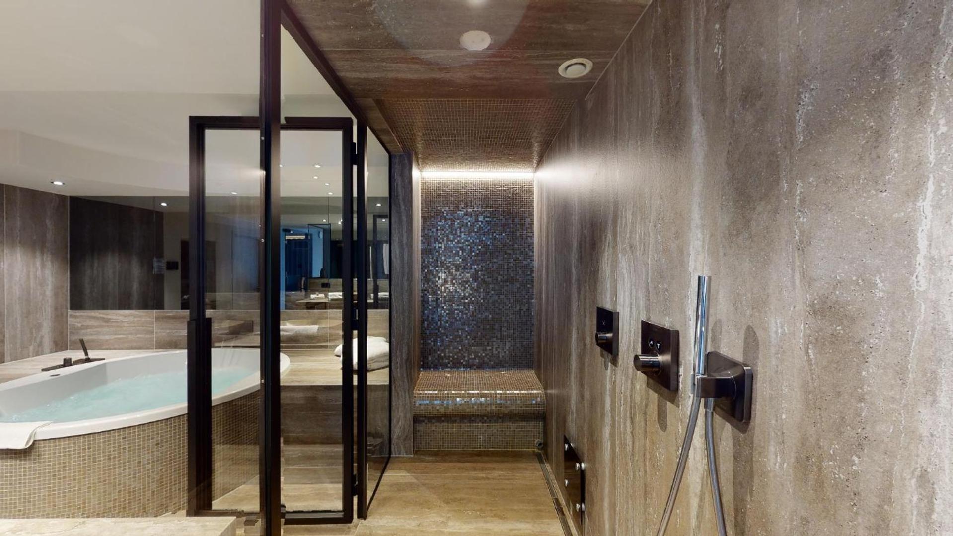 Van Der Valk Hotel Mons Congres & Spa Екстериор снимка
