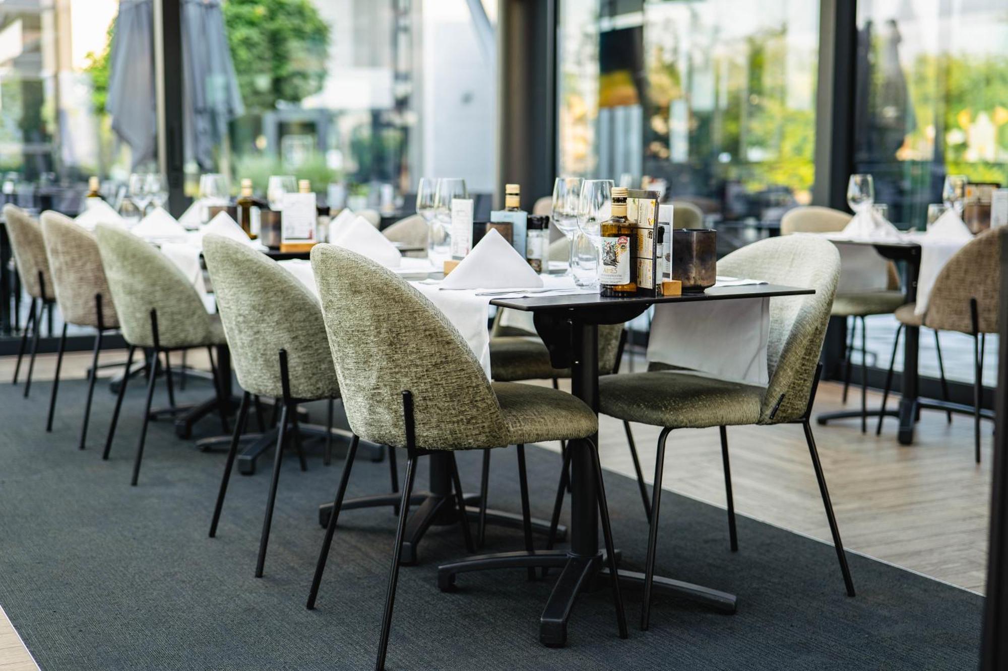 Van Der Valk Hotel Mons Congres & Spa Екстериор снимка