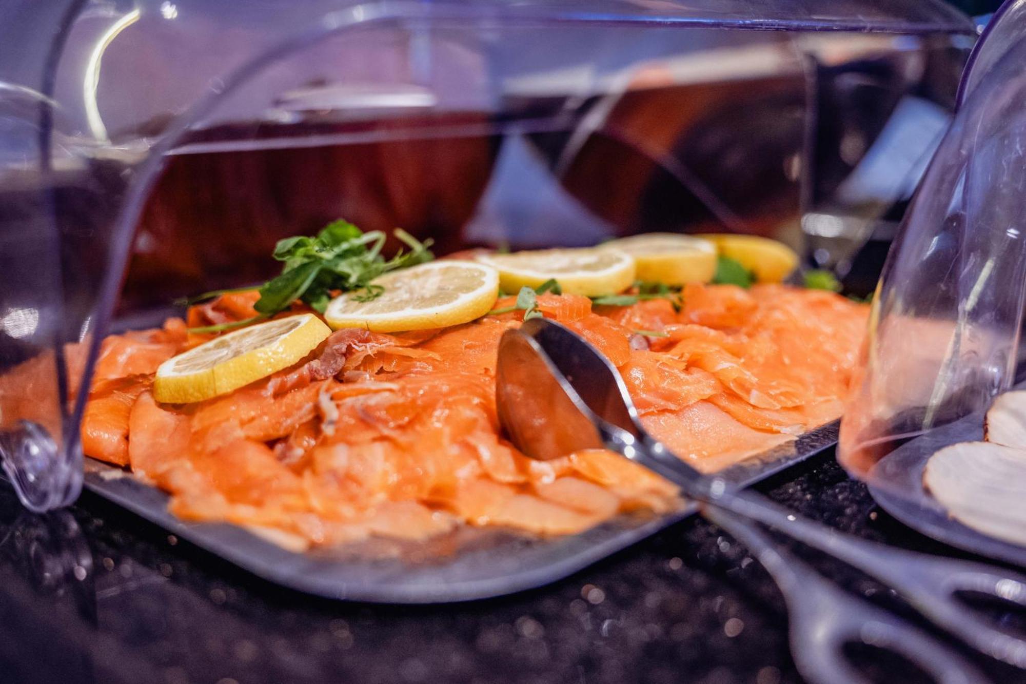 Van Der Valk Hotel Mons Congres & Spa Екстериор снимка