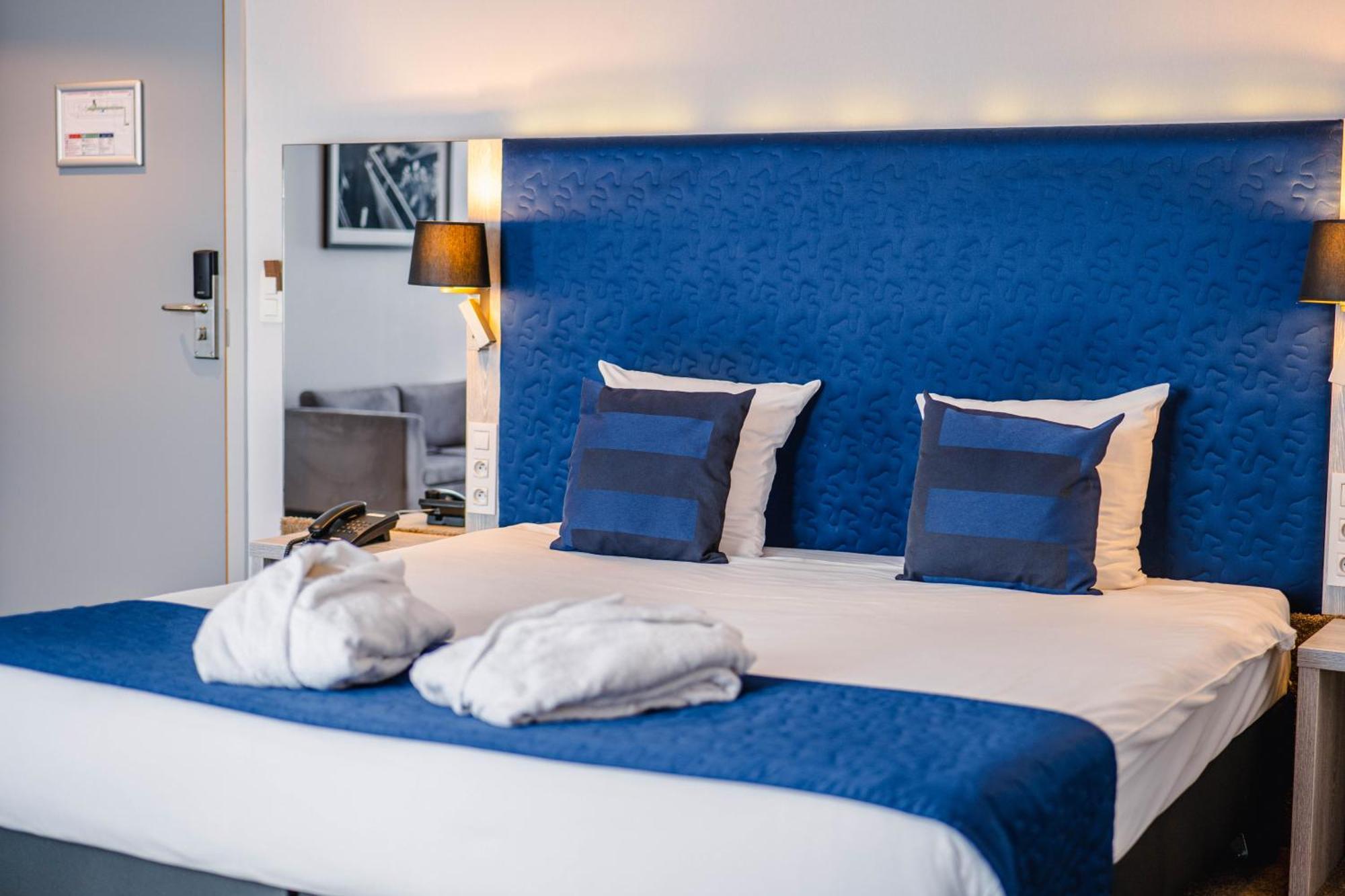 Van Der Valk Hotel Mons Congres & Spa Екстериор снимка